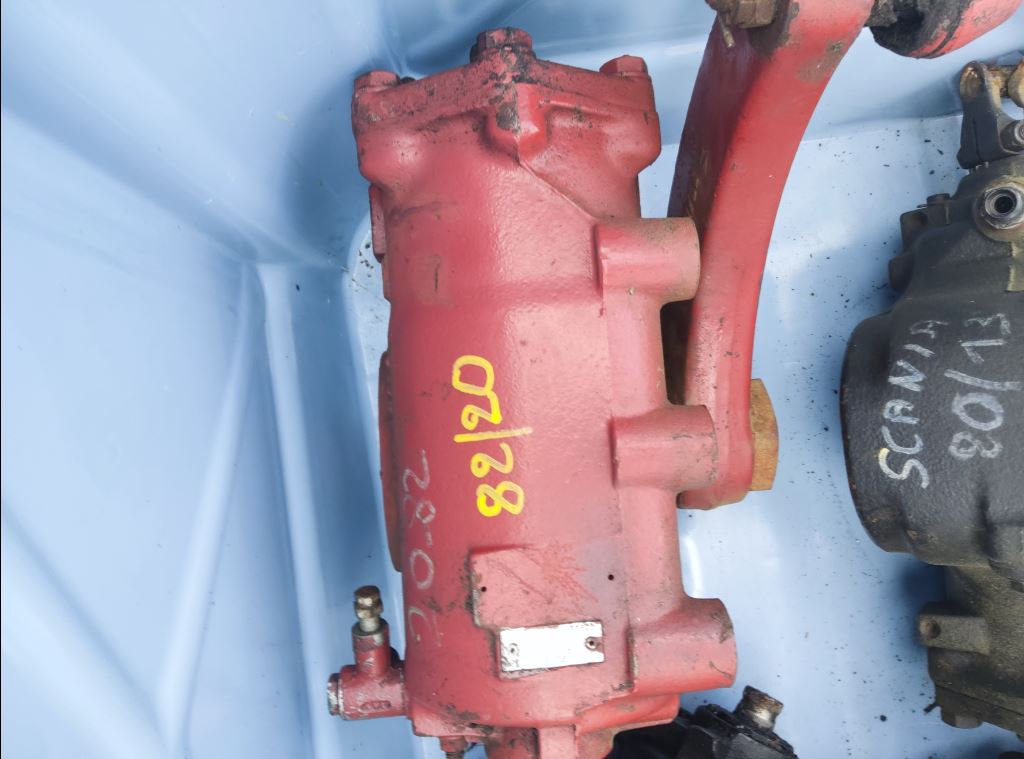 piece_IVECO IVECO 1 BOITIER DE DIRECTION 42498640