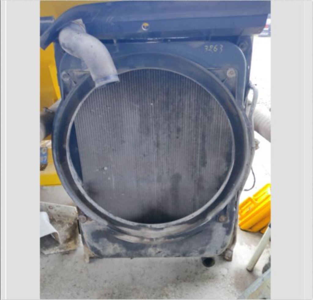 piece_MAN 19.314  RADIATEUR AIR INTERCOOLER 81061300182