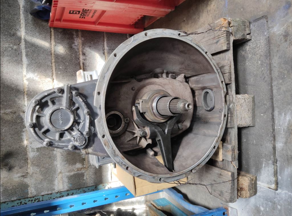 piece_SCANIA P 380 BOITE DE VITESSE GR905R