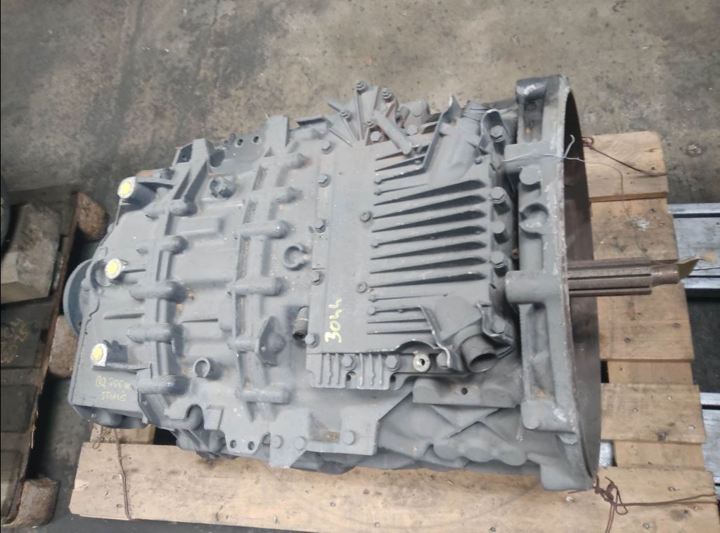 piece_IVECO 440S42  BOITE DE VITESSE 12AS1930TD SANS IT