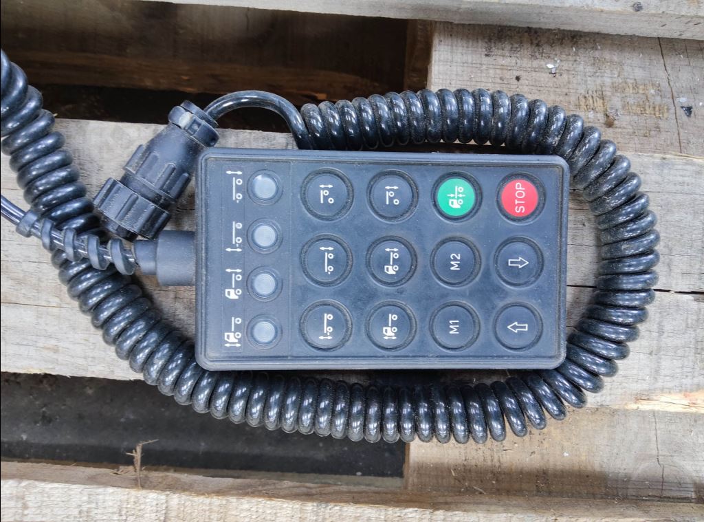 piece_IVECO AS440T TELECOMMANDE DE SUSPENSION 504103586