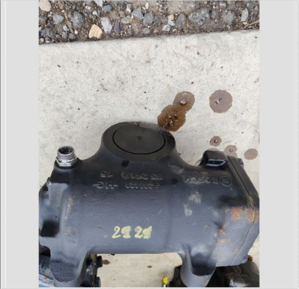 piece_RENAULT RVI D 250  D250 BOITIER DE DIRECTION