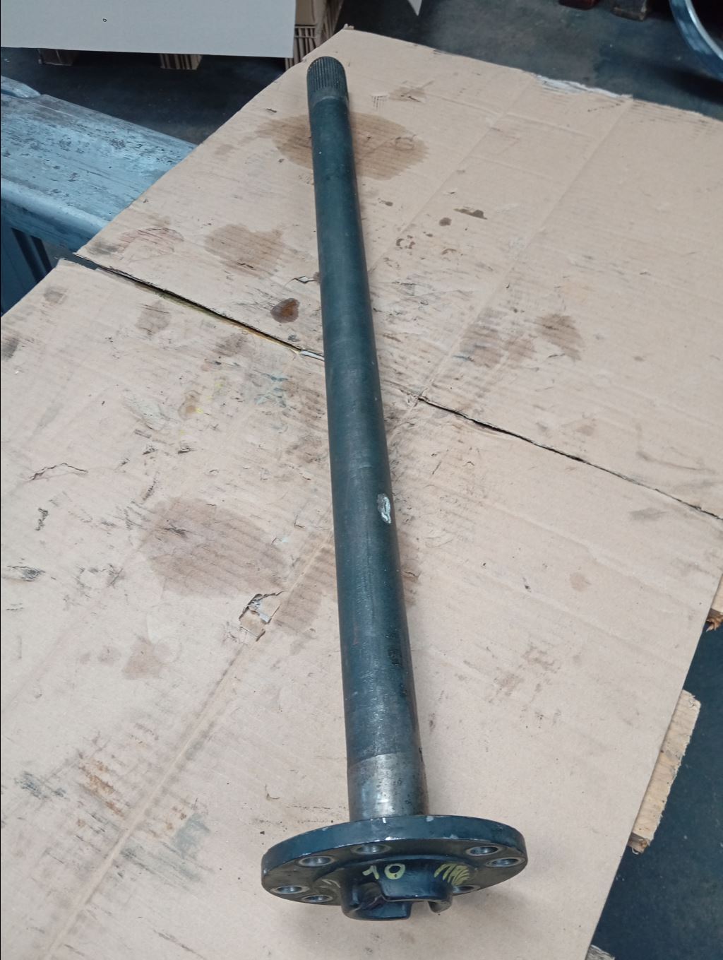 piece_RENAULT RENAULT ARBRE DE ROUE ARRIERE GAUCHE 7485149442