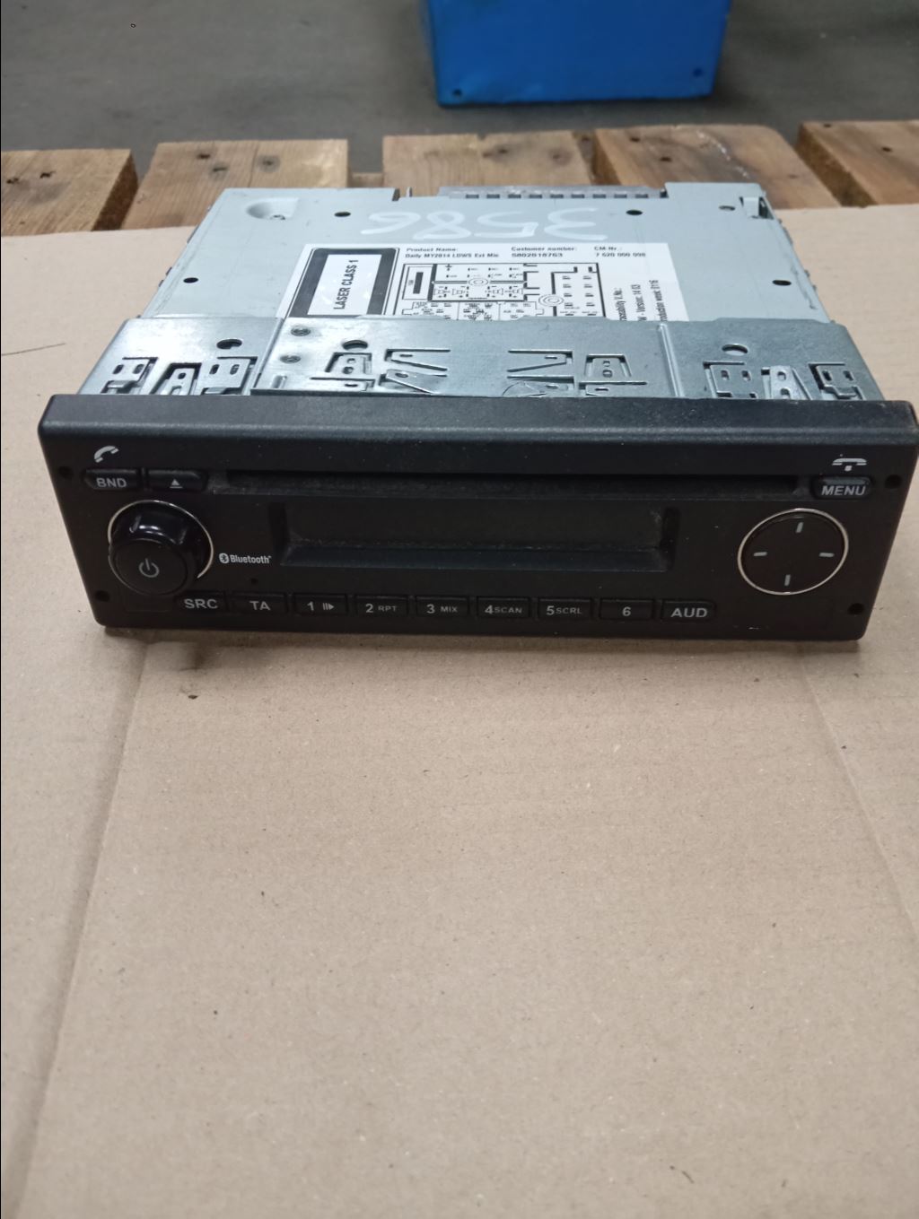 piece_IVEC35C15 AUTORADIO VOITURE 5802018763