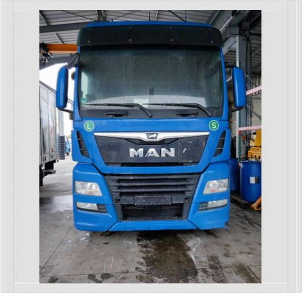 piece_MAN TGX 18570 MOYEU ARRIERE GAUCHE 81357010191