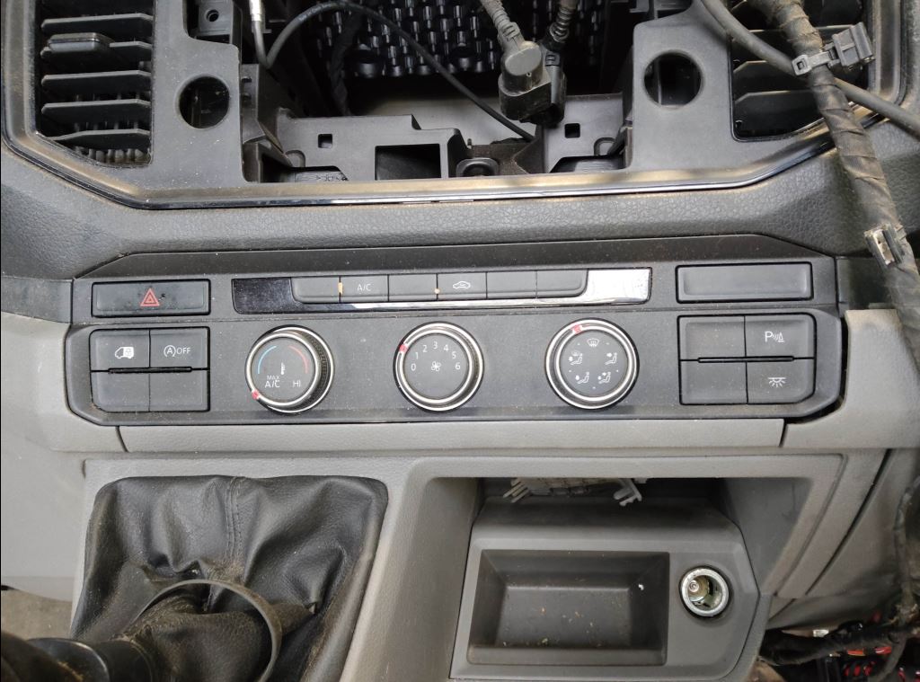 piece_VOLKSWAGEN CRAFTER COMMANDE CHAUFFAGE 7C0907426ADWZU