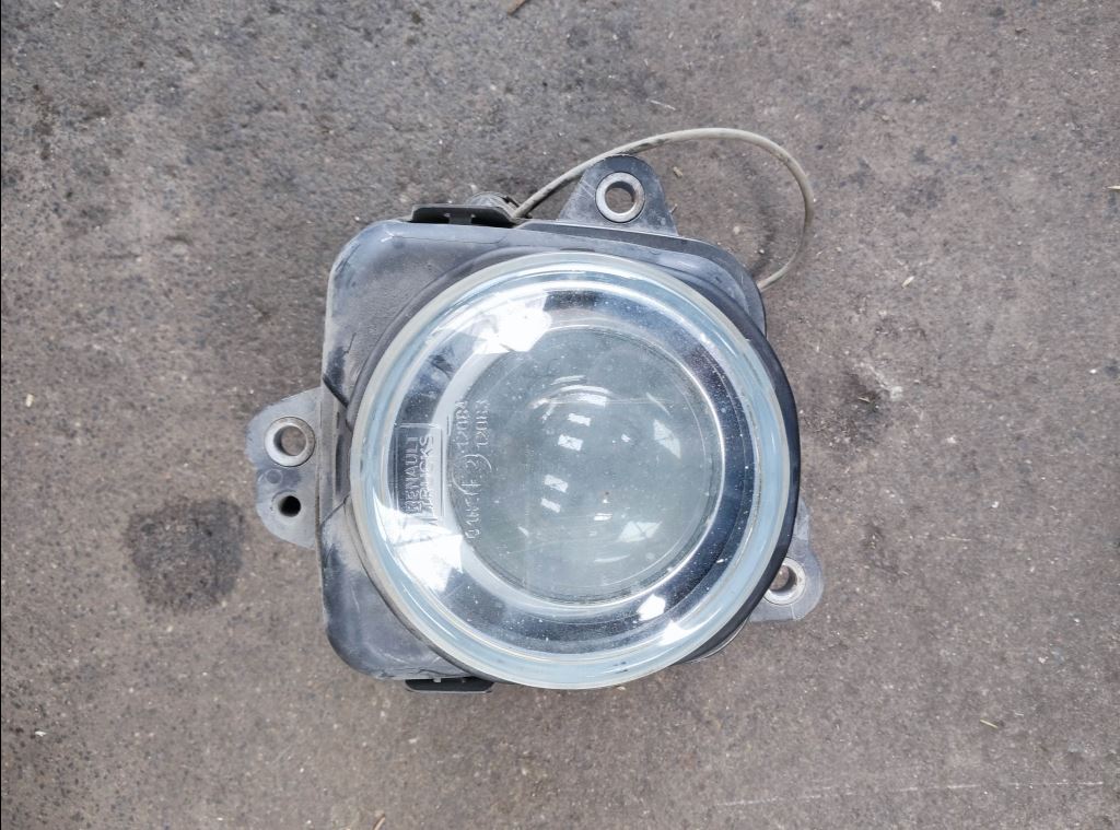 piece_RENAULT D  PHARE GAUCHE 7482926485