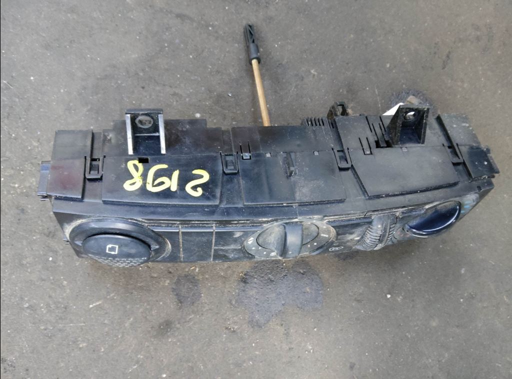 piece_MERCEDES MB SPRI BLOC COMMANDE CHAUFFAGE A9068300185