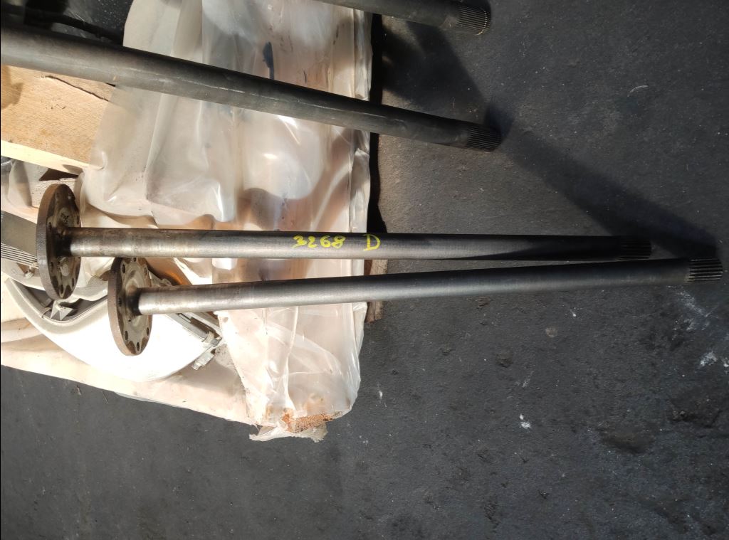 piece_ISUZN 3.0D - 8V TURBO ARBRE DE ROUE ARRIERE DROIT 8-97032-496-0