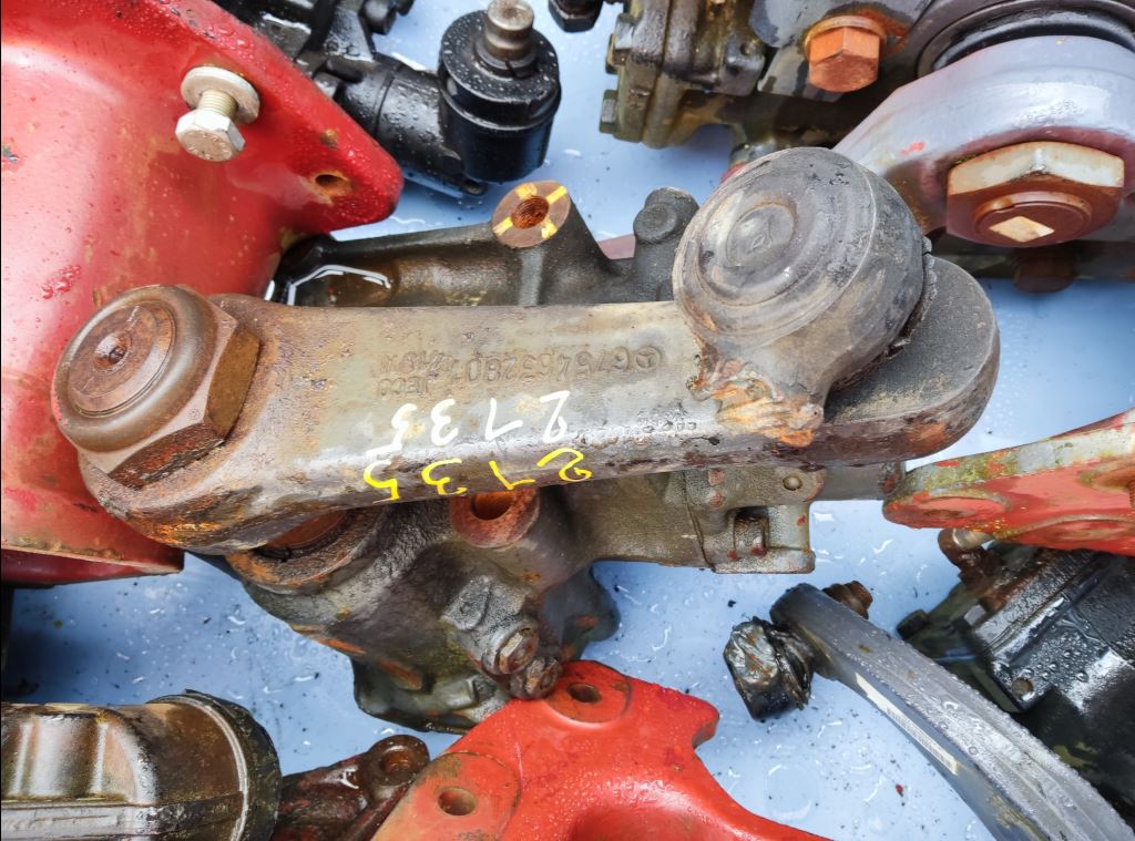 piece_MB 1317 BOITIER DE DIRECTION LS6