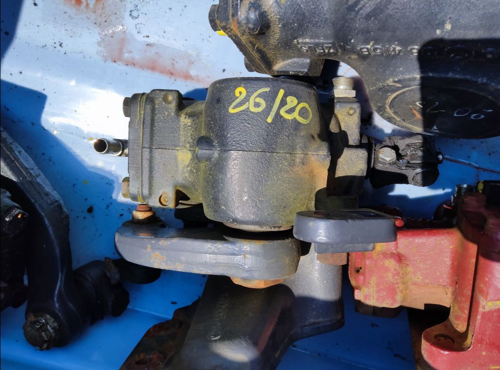 piece_RENAULT RVI MID BOITIER DE DIRECTION