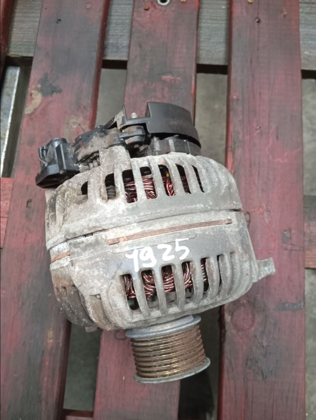 piece_IVECO 80E18 ALTERNATEUR