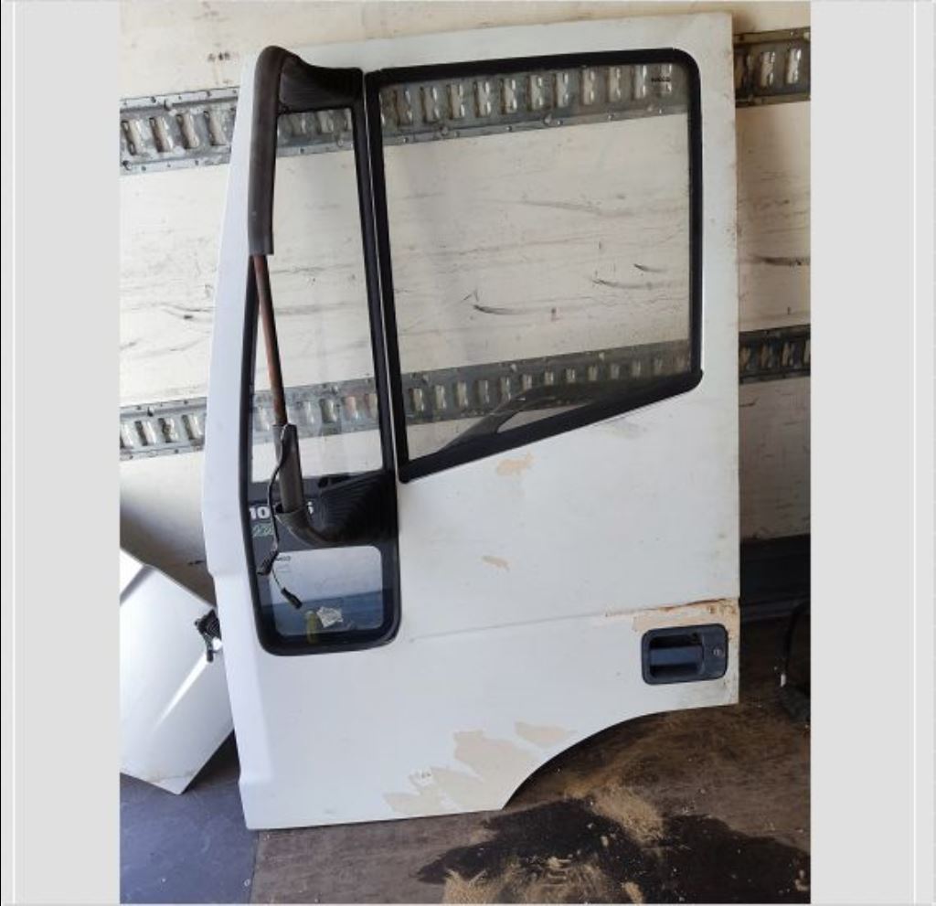 piece_IVECO IVECO 1 PORTE AVANT GAUCHE