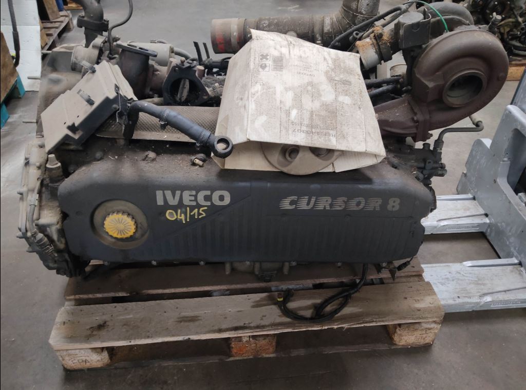 piece_KAROSA RECREO MOTEUR CURSOR8 F52BE1682Q 