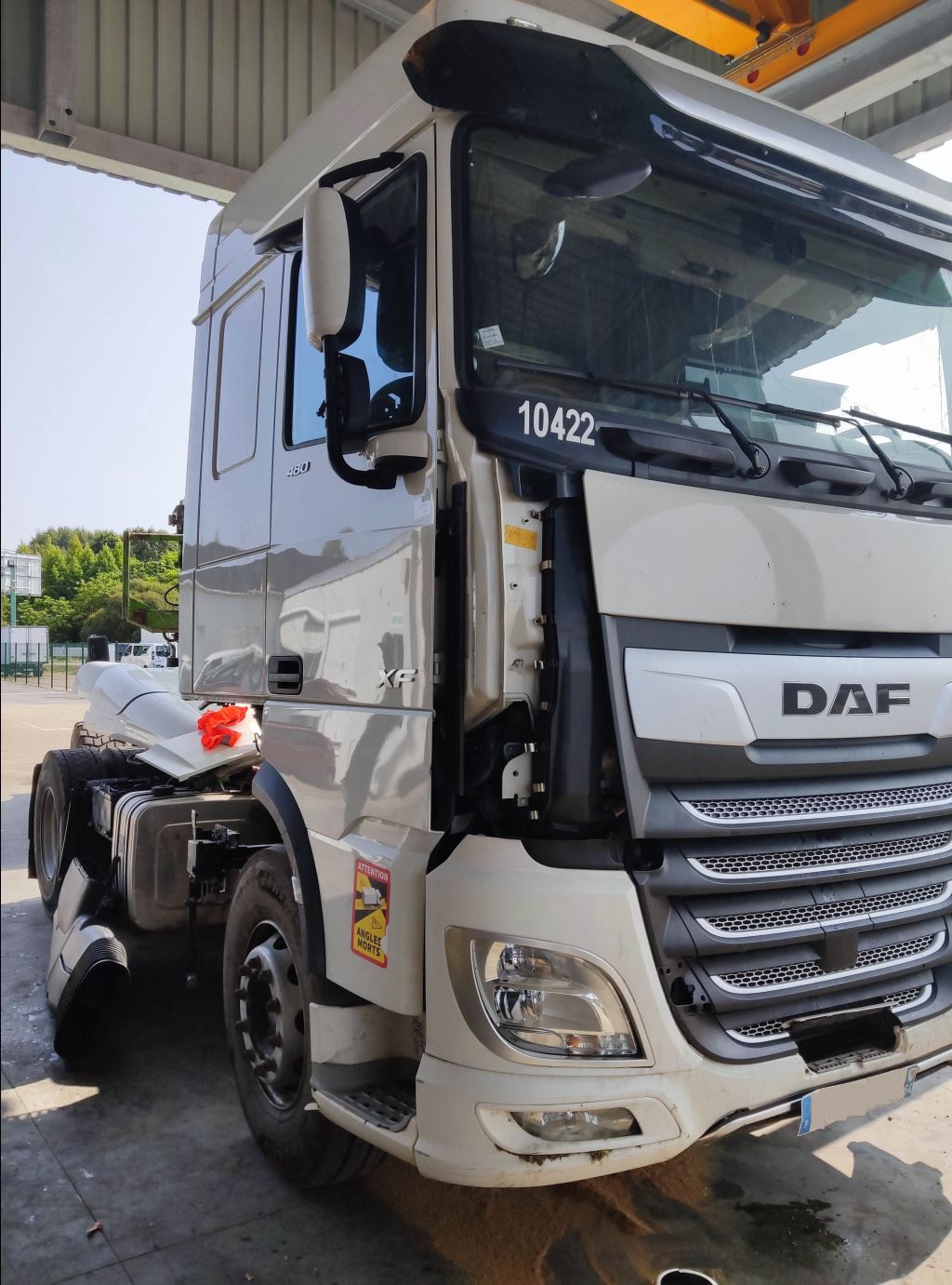 piece_DAF XF480  FUSEE AVANT DROITE 1798817