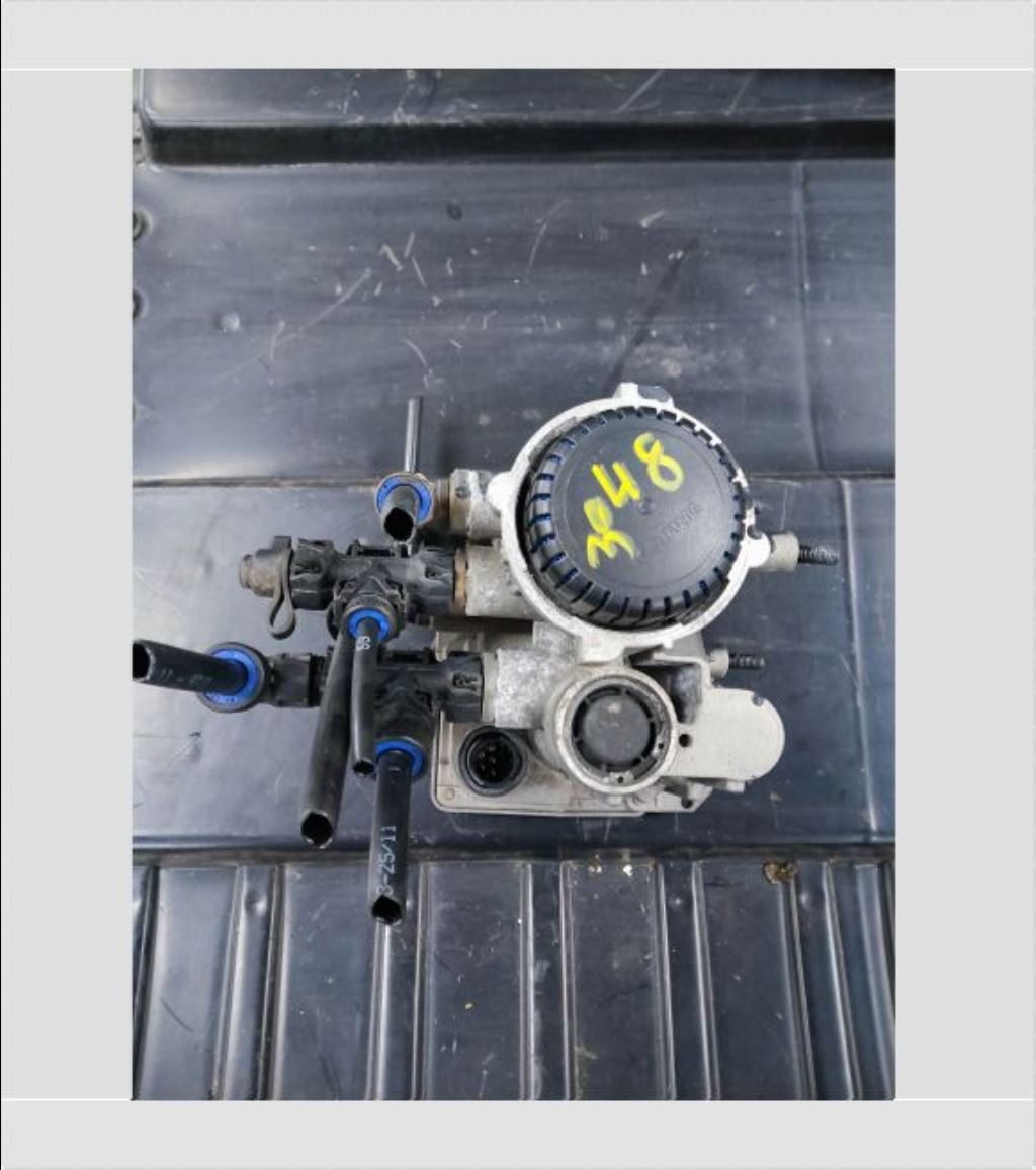 piece_IVECO AS WAY 490 BOITIER ELECTRONIQUE EBS - ABS 4802040020