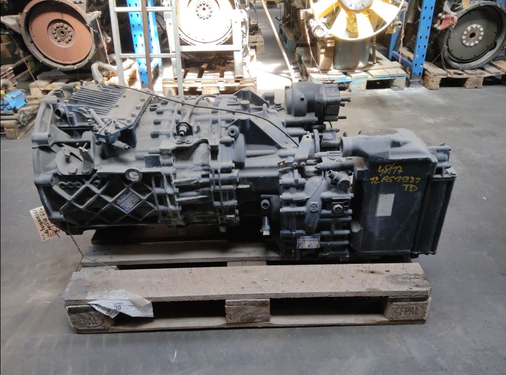 piece_IVECO 440S45 BOITE DE VITESSE MANUELLE 12AS1931TD+IT