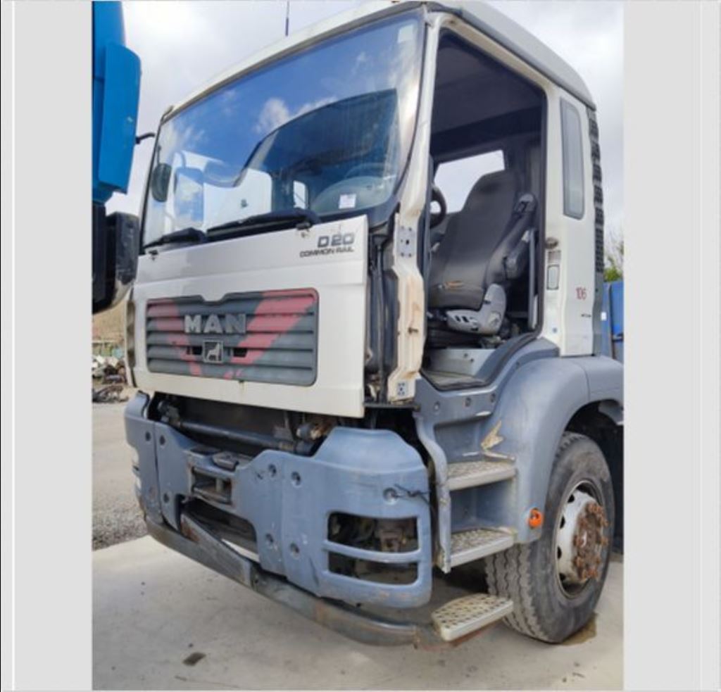 piece_MAN 28.393  VALVE PNEUMATIQUE 4735012030