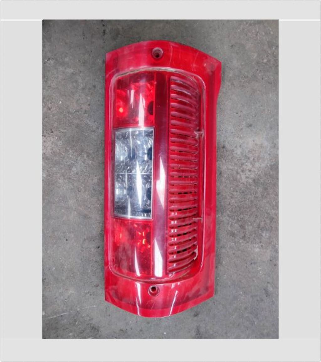 piece_CITROEN JUMPER  FEU ARRIERE GAUCHE SANS PLATINE 6350AR