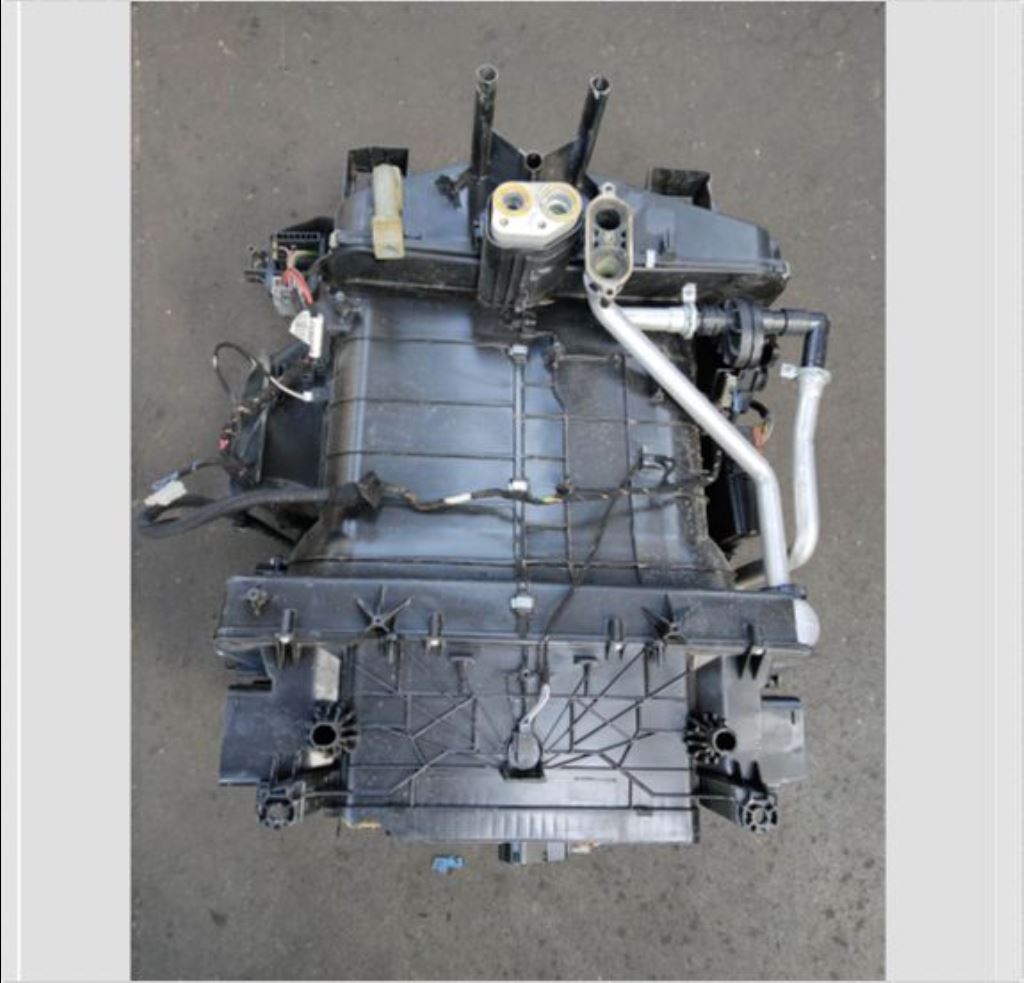 piece_RENAULT T440 BLOC CHAUFFAGE 7484553426