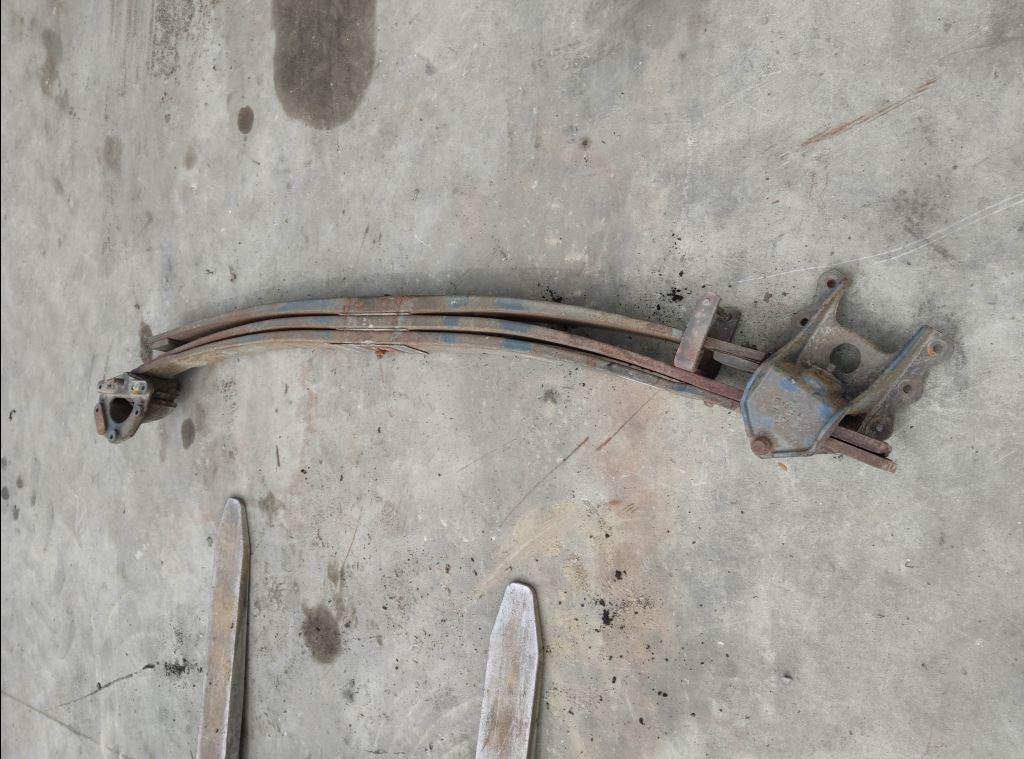 piece_RENAULT MIDLUM  LAMES DE SUSPENSION ARD 7422477181