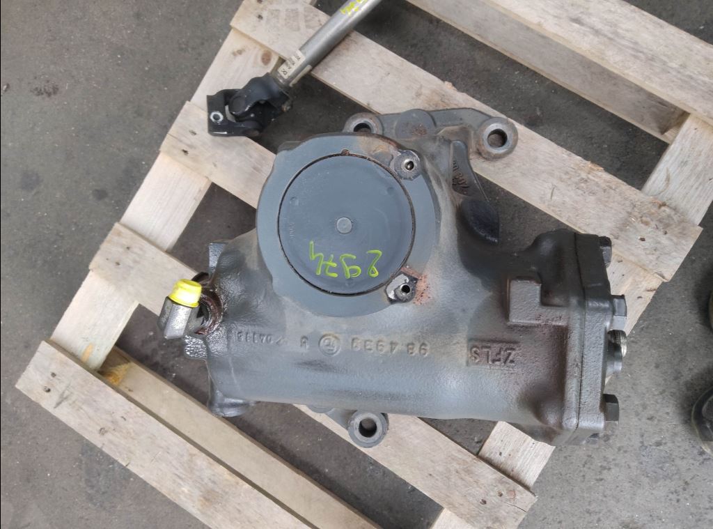 piece_MERCEDES ACTROS BOITIER DE DIRECTION 9634031 18.. LS