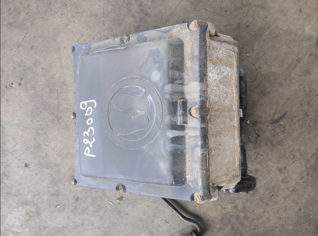 piece_IVECO TRAKKER  POMPE AD BLUE 504374326