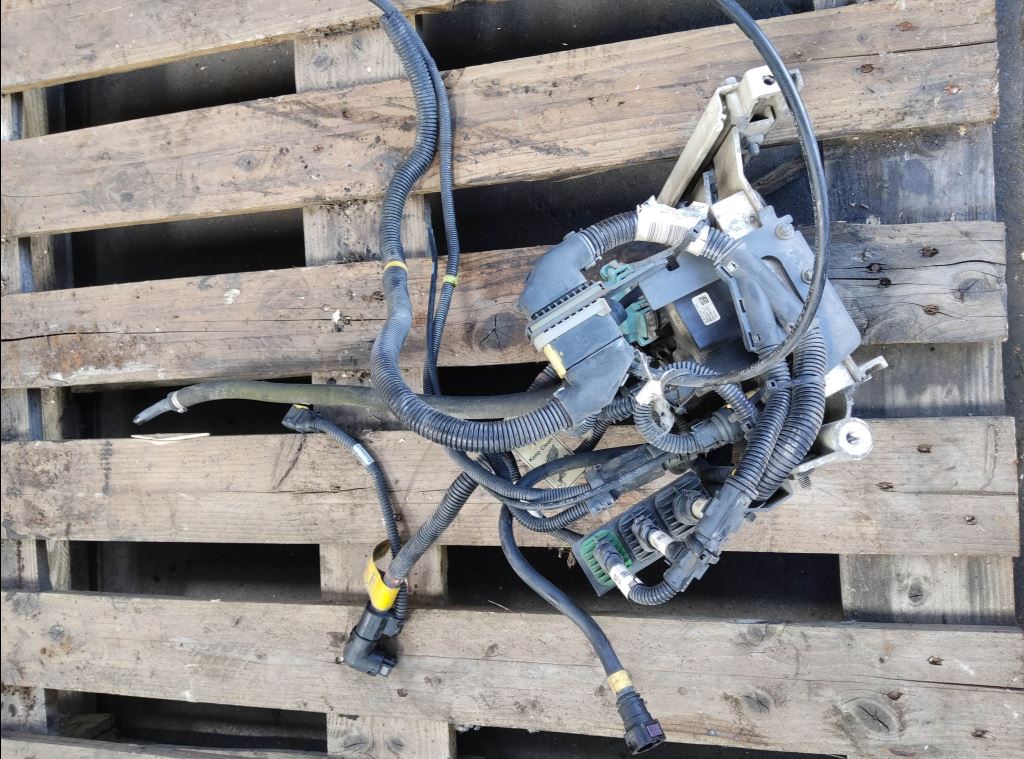 piece_RENAULT T460 POMPE AD BLUE 7422608252