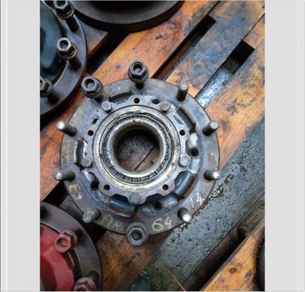 piece_RENAULT 300.19T MOYEU ARRIERE 5010566070