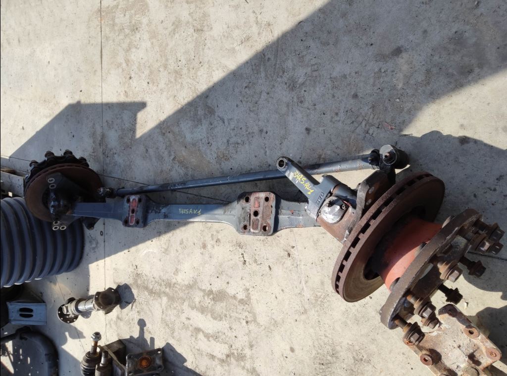 piece_DAF CF85  POUTRE ESSIEU AVANT 1785563