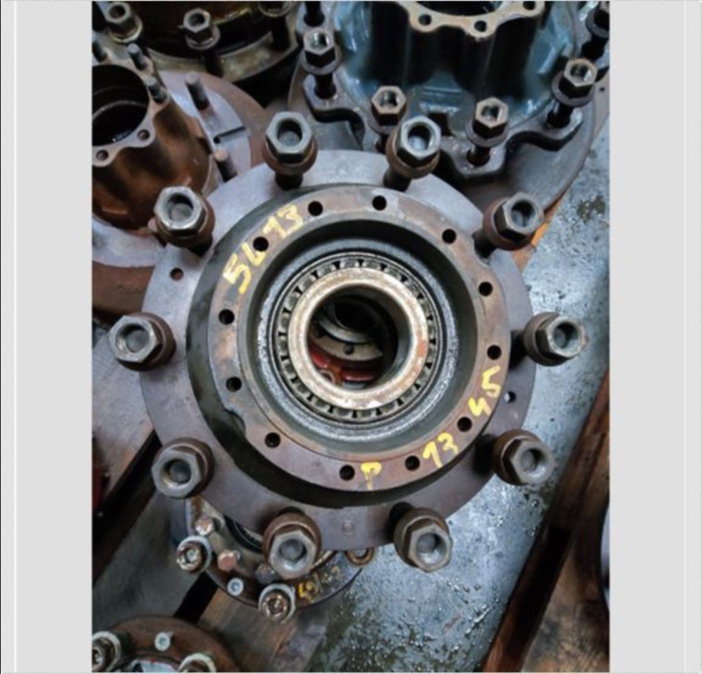 piece_RENAULT 370.26 MOYEU  ARRIERE 5010566071