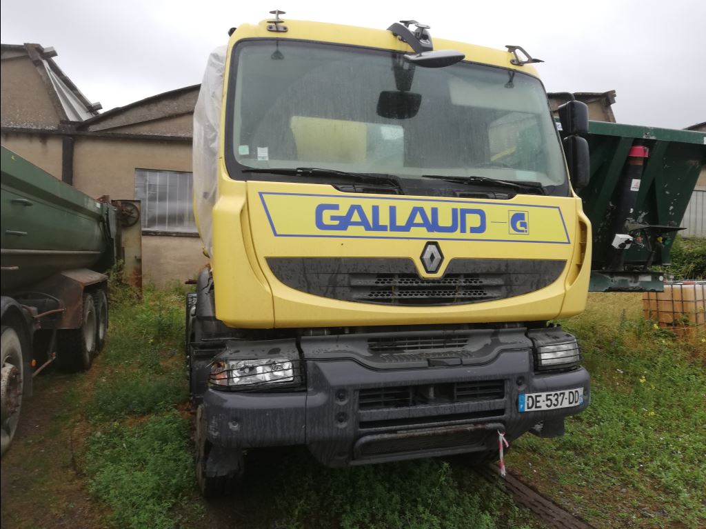 piece_RENAULT  410DXI 8X4 MOYEU AVANT