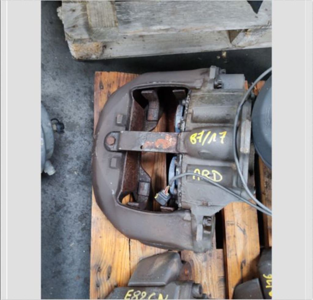 piece_RENAULT PREMIUM ETRIER DE FREIN ARRIERE DROIT 5001866509