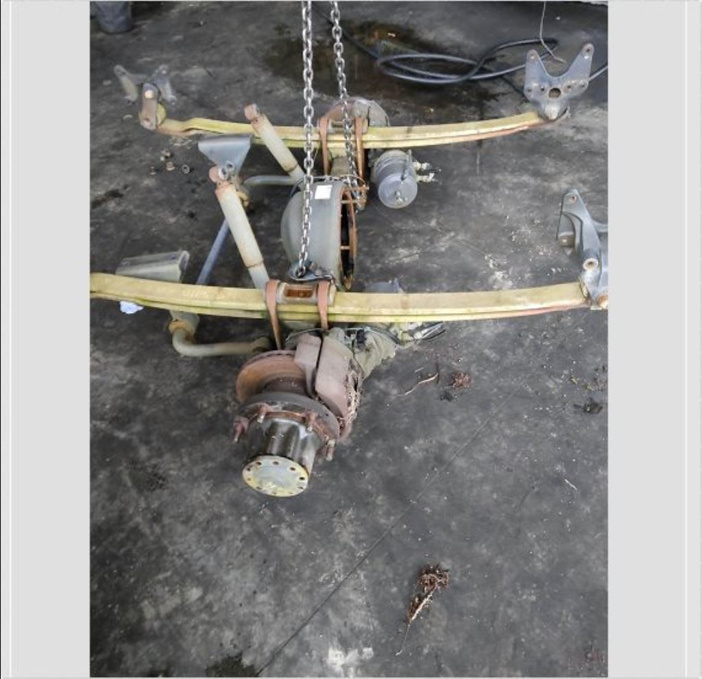 piece_RENAULT RVI MID MOYEU ARRIERE 7482167705