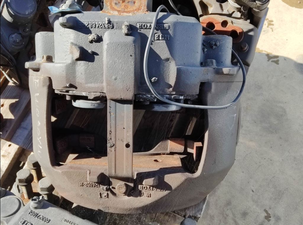 piece_VOLVO FH ETRIER DE FREIN AVANT DROIT 21487603