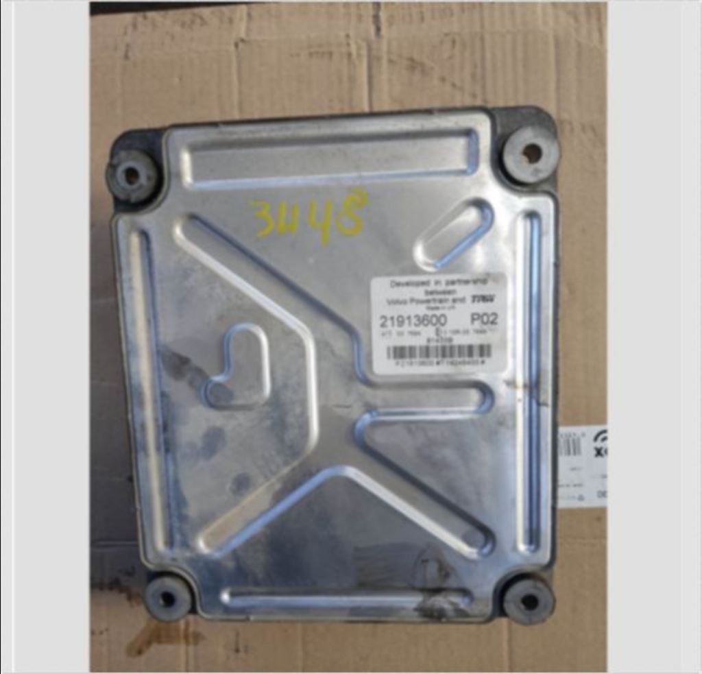 piece_RENAULT D NARROW BOITIER GESTION MOTEUR 21913600 P02