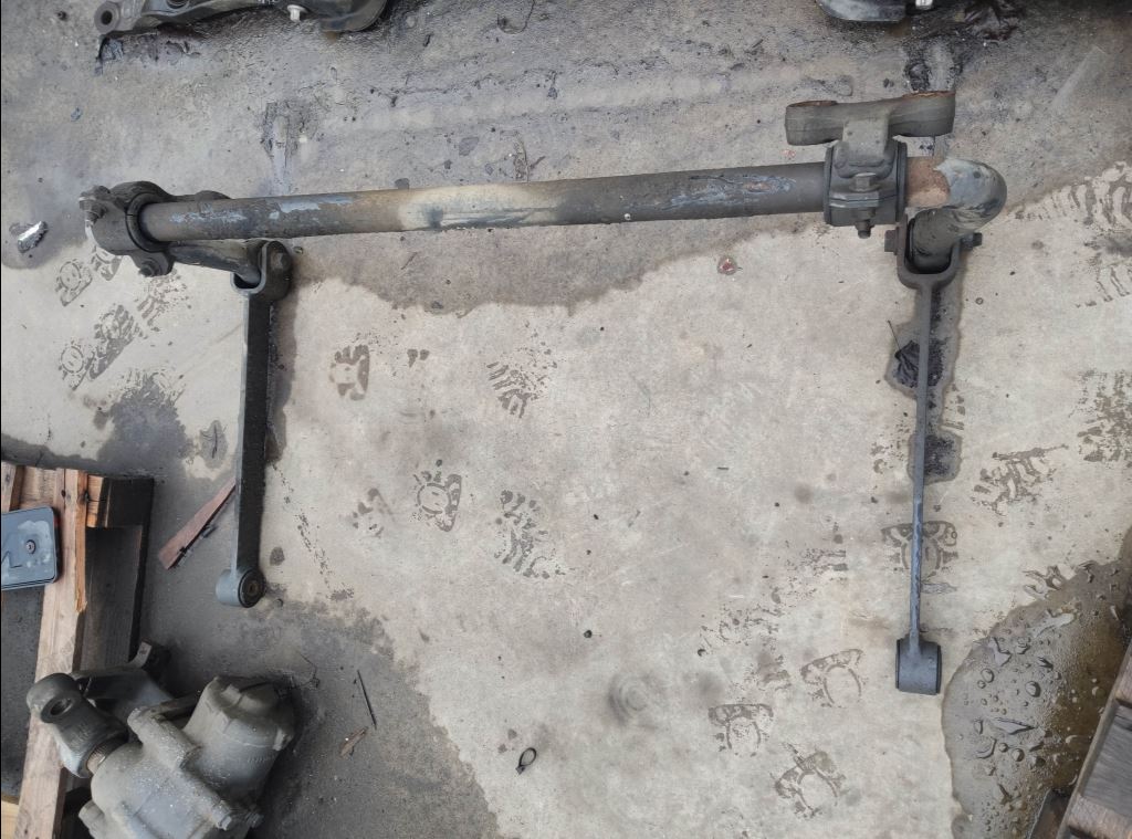 piece_DAF CF85  BARRE STABILISATRICE AVANT 1317956