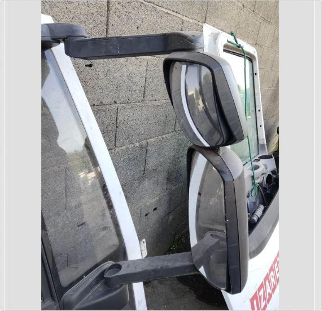 piece_IVECO 140E19  RETROVISEUR DROIT COMPLET 5801765364