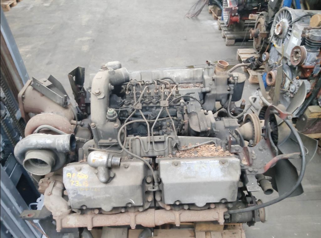 piece_RENAULT AE560 MOTEUR +19T MACK 500 EE9-502