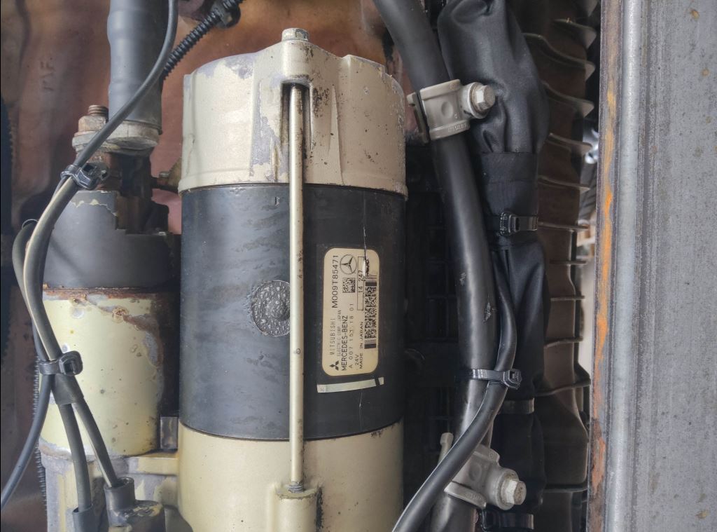 piece_MERCEDES 1833 LS 4X2 F 11 DEMARREUR A0071511801