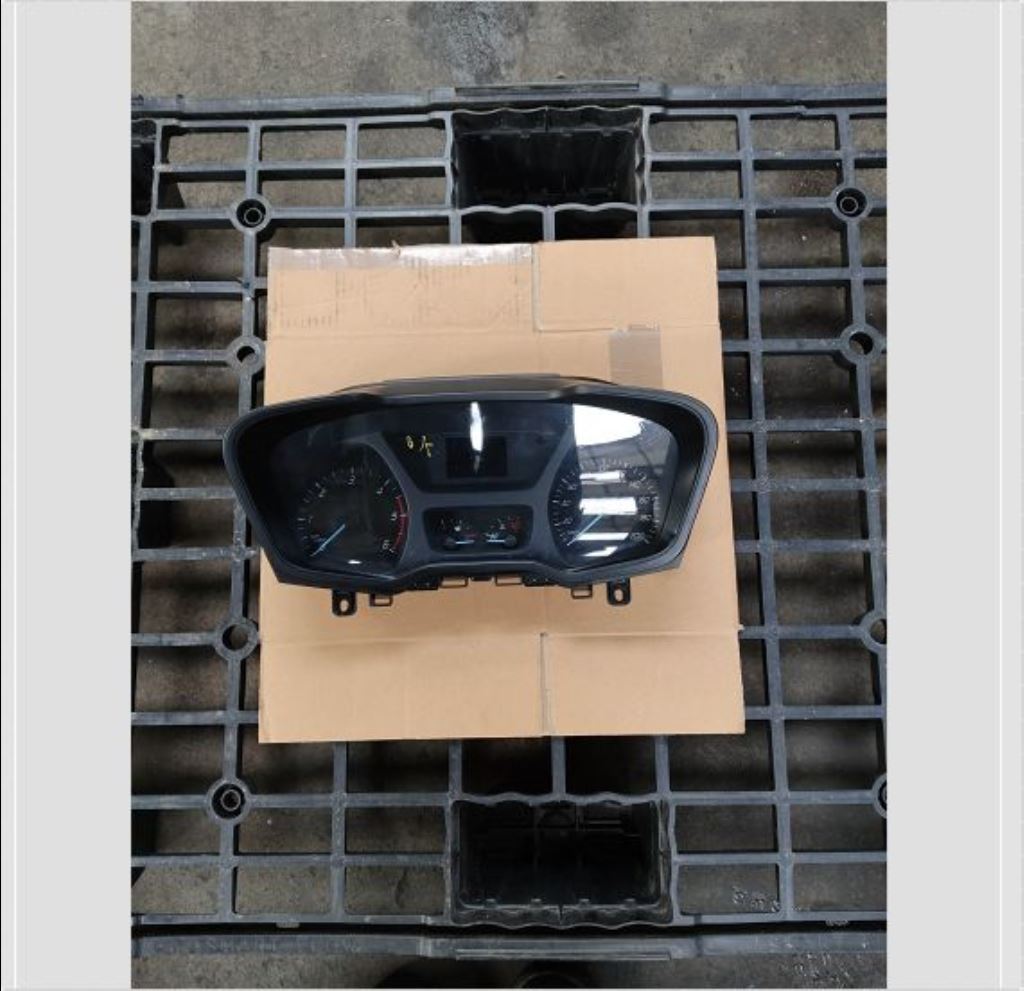 piece_FORD TRANSIT  VOLANT DE DIRECTION 1810826