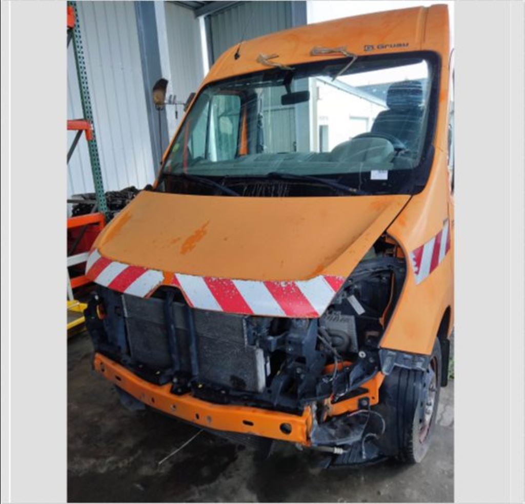 piece_RENAULT MASTER  MOYEU ARRIERE 432100013R