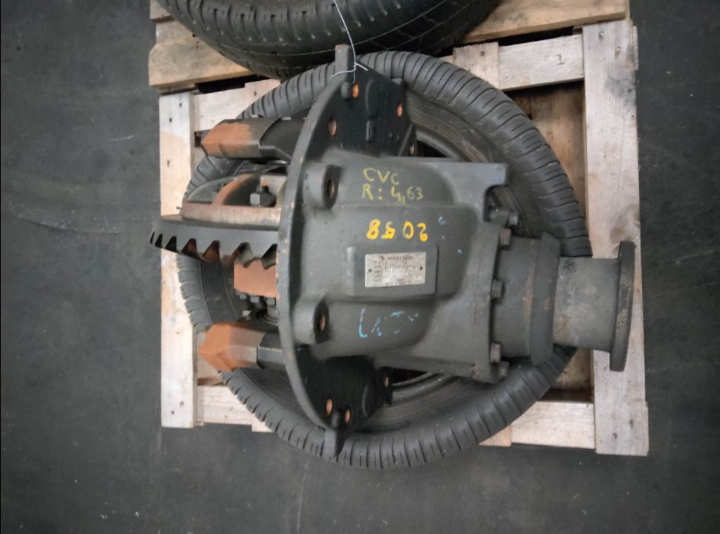 piece_IVECO 120E22 TETE DE PONT CVC 42559546