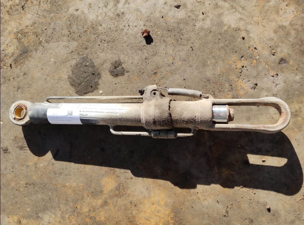 piece_MAN 26.322  ASPIRATRICE VERIN DE CABINE 81.41723-6076