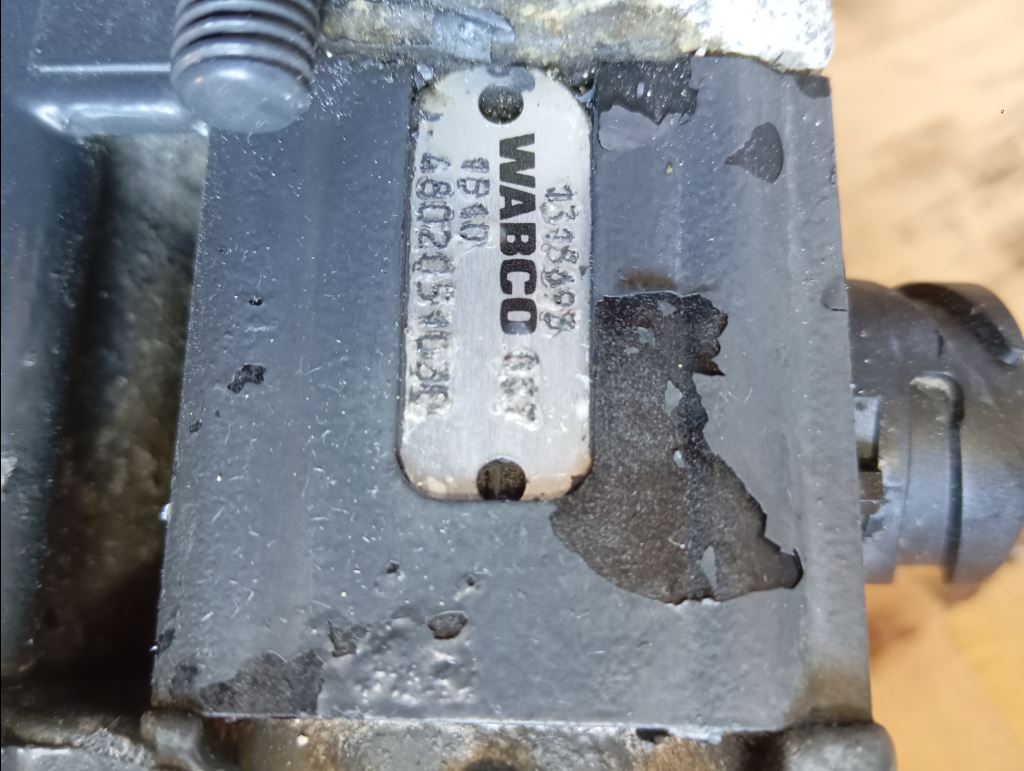 piece_DAF CF85 VALVE RELAIS 4802051030