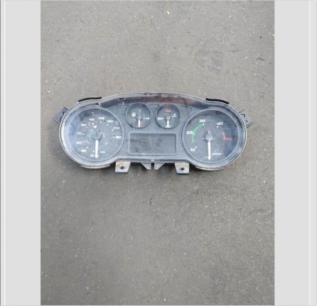 piece_IVECO 35S11  AFFICHEUR 5801815717