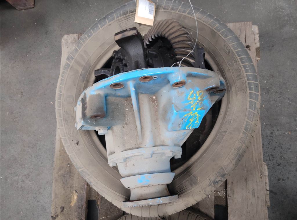 piece_IVECO 150E23 TETE DE PONT 93160232