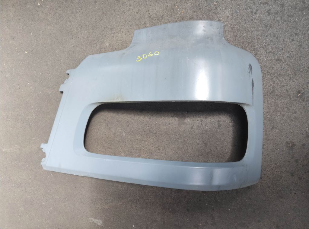 piece_DAF CF85 ENTOURAGE PHARE GAUCHE 1435754