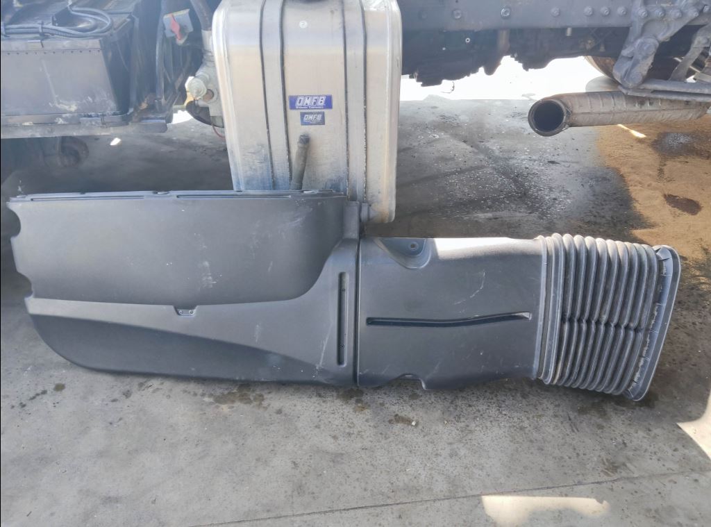 piece_DAF XF480  CHEMINEE ASPIRATION 1935598