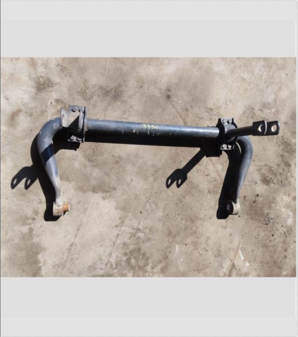 piece_IVECO AS440T BARRE STABILISATRICE ARRIERE 41033294